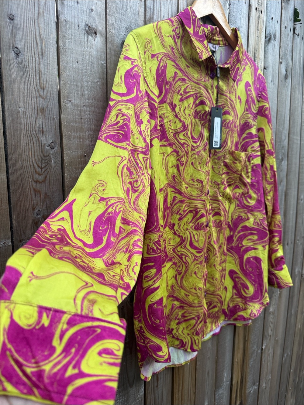 The kit swirled printed blouse NWT - Picture 5 of 7